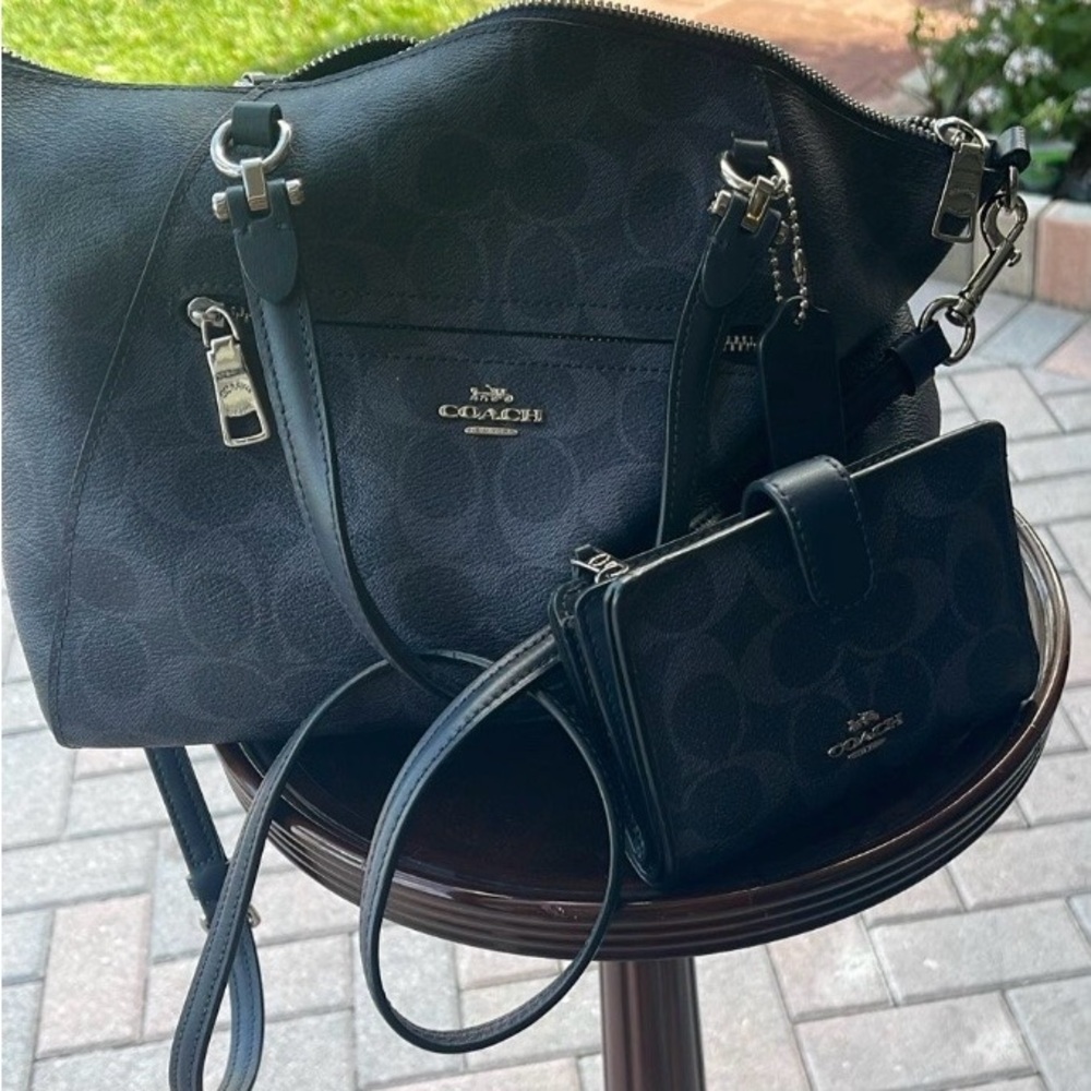 Coach Black Shoulder Bag Set